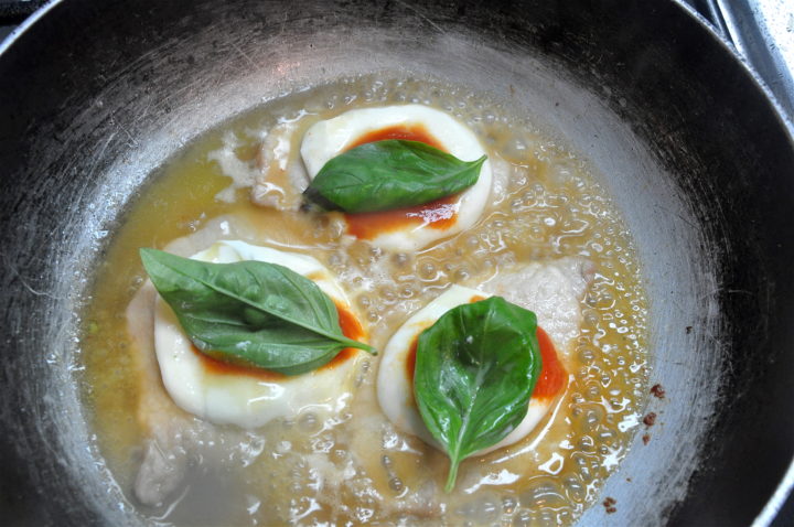 veal scallops mozzarella tomato