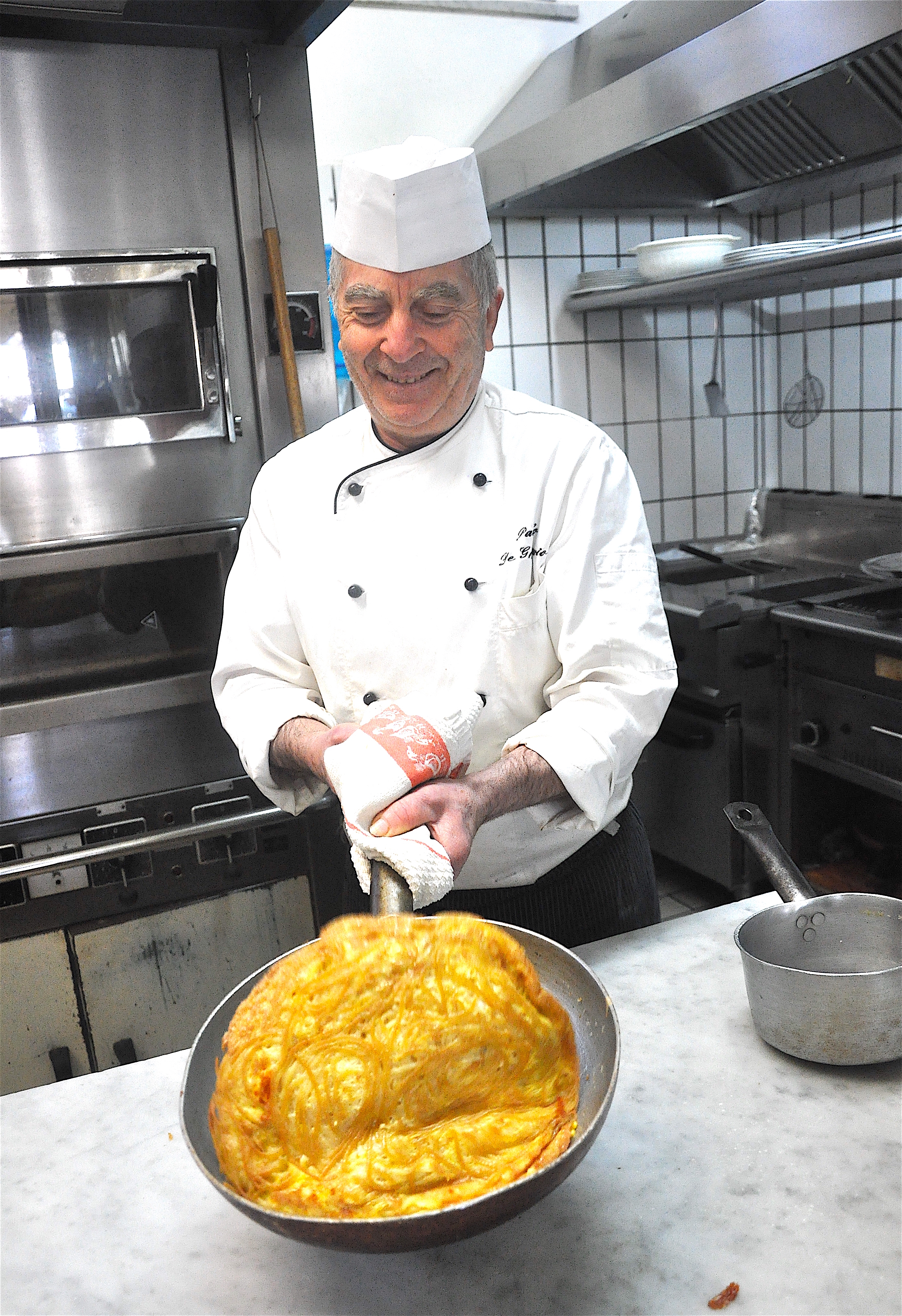 spaghetti omelette italian style