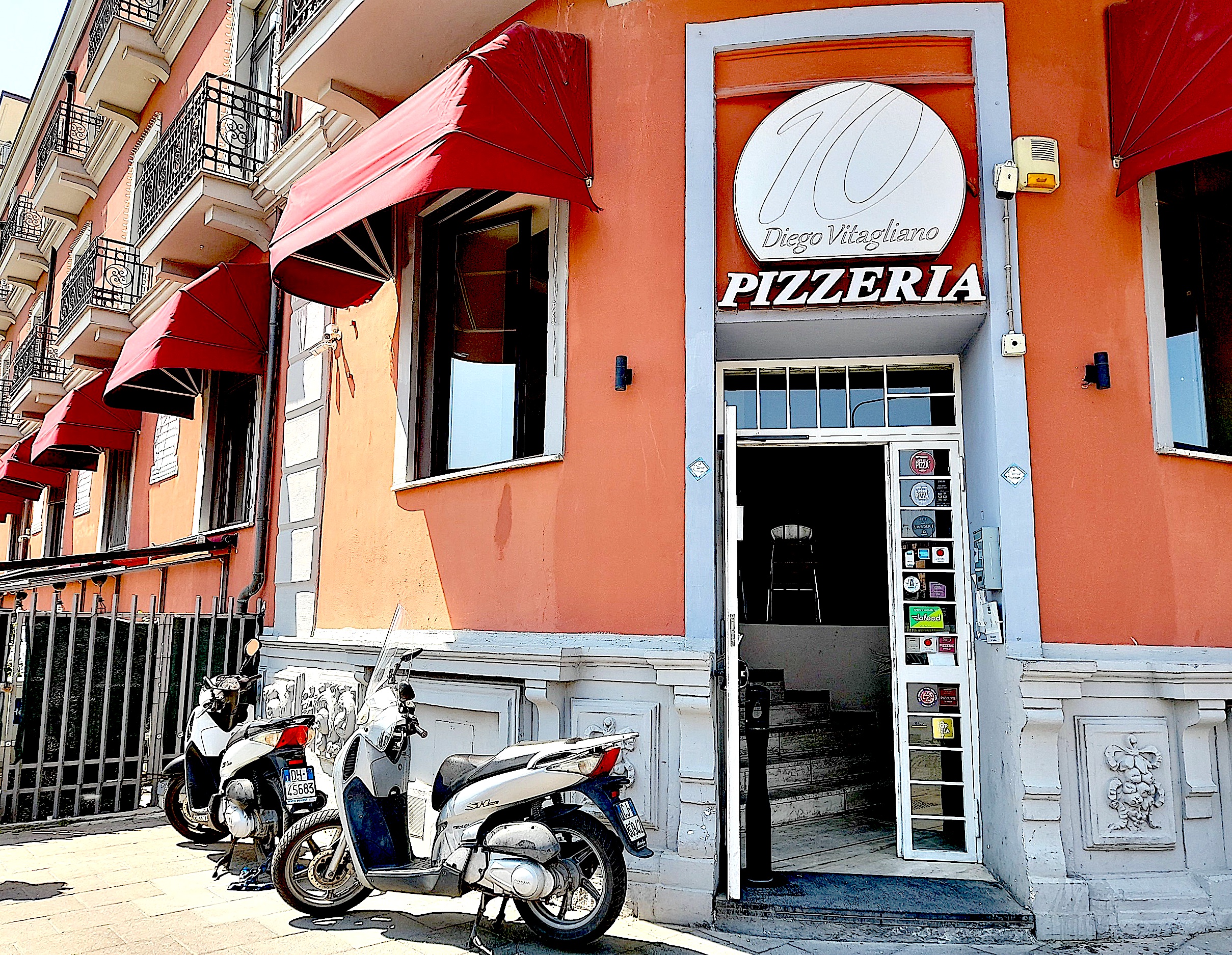 10 Diego Vitagliano  Must-Try Pizzeria in Naples - Our Edible Italy